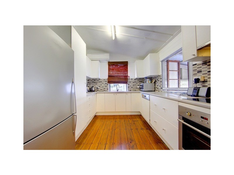 33 Estate Street, West End QLD 4810