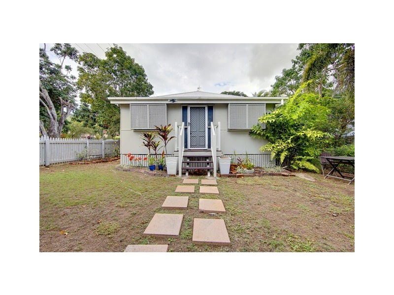 33 Estate Street, West End QLD 4810