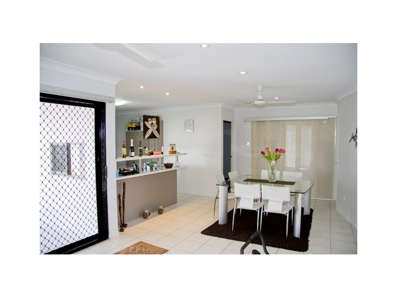 23 Laurie Motti Pde, Kirwan QLD 4817