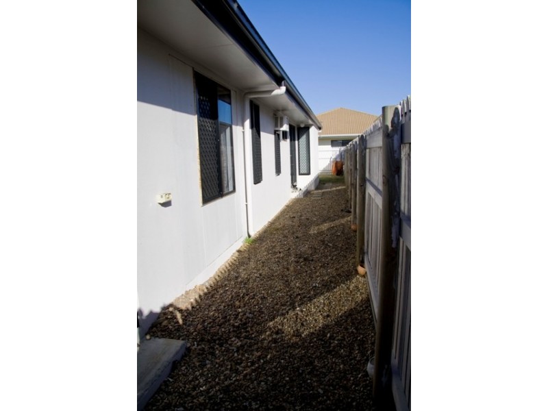 23 Laurie Motti Pde, Kirwan QLD 4817