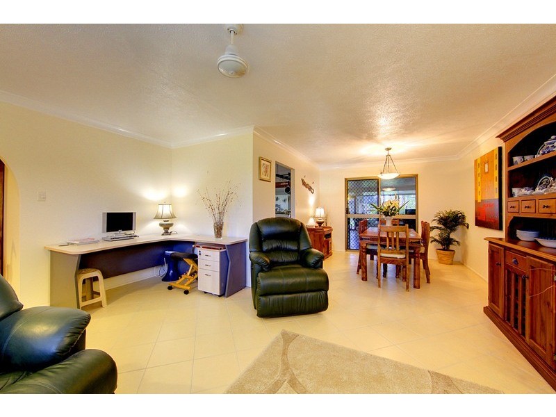 3 Fairway Close, Kirwan QLD 4817