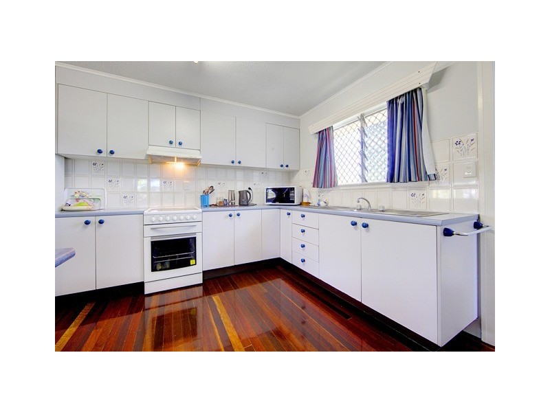 17 Cambridge Street, Currajong QLD 4812