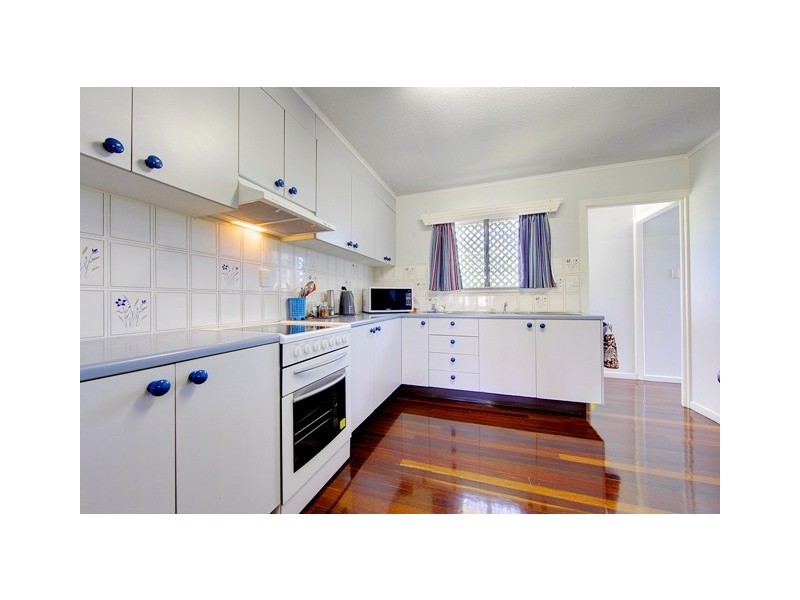 17 Cambridge Street, Currajong QLD 4812