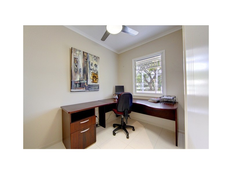 39 Ahearne Street, Hermit Park QLD 4812