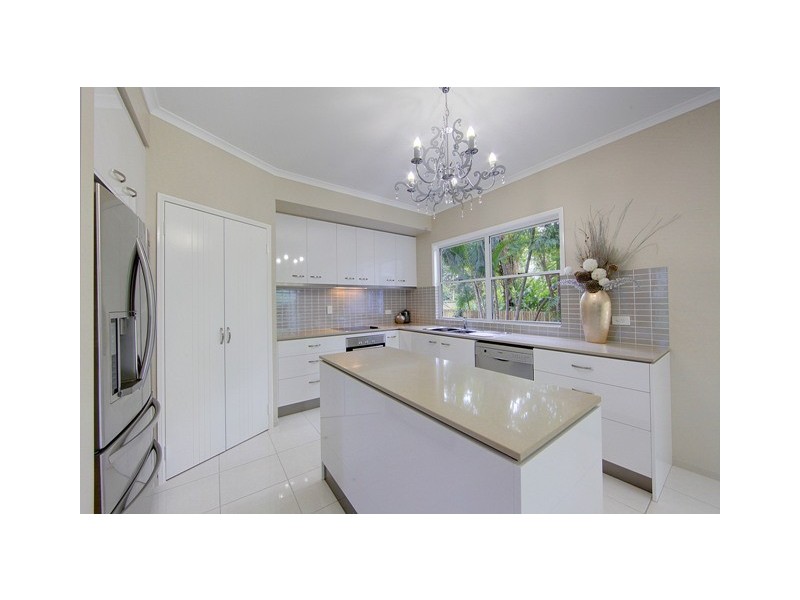 39 Ahearne Street, Hermit Park QLD 4812