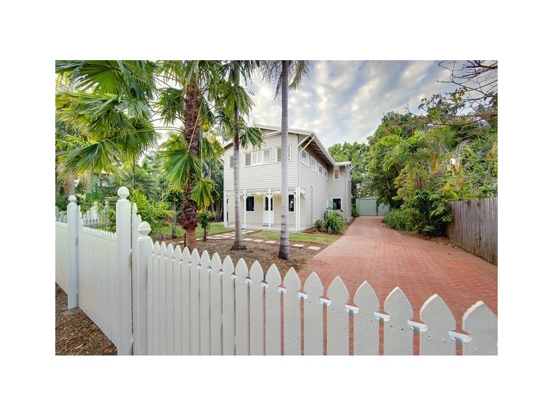 39 Ahearne Street, Hermit Park QLD 4812