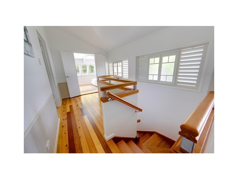 39 Ahearne Street, Hermit Park QLD 4812