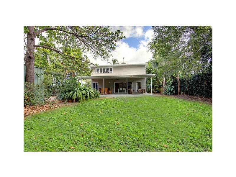 39 Ahearne Street, Hermit Park QLD 4812