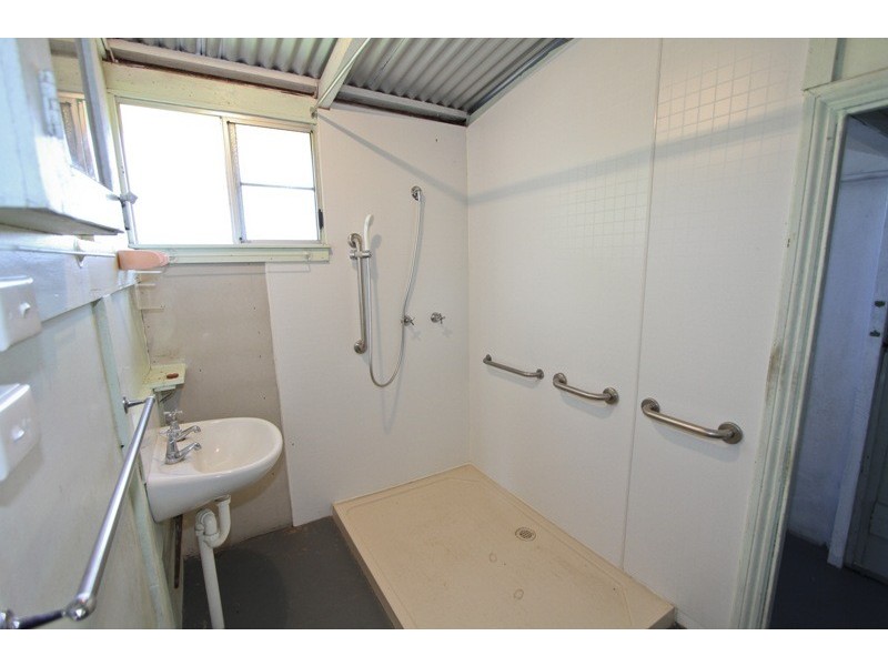 117 Queens Road, Hermit Park QLD 4812