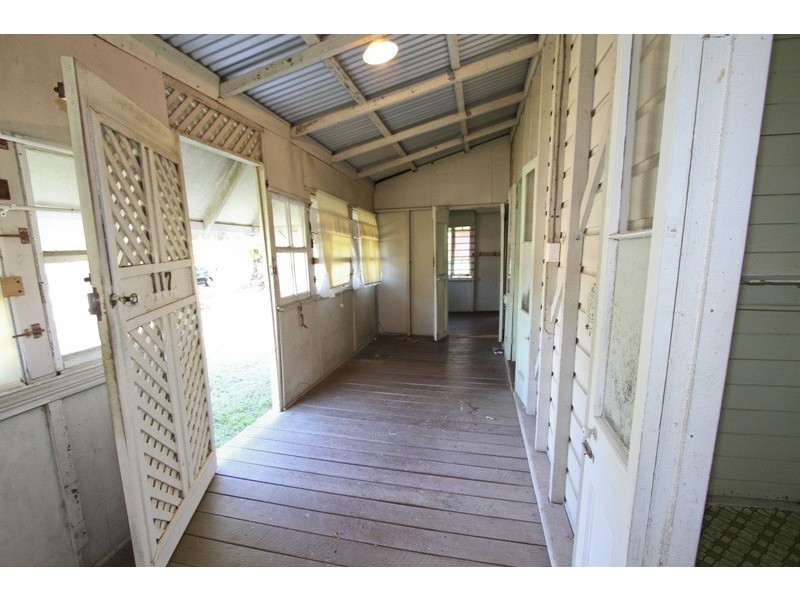 117 Queens Road, Hermit Park QLD 4812