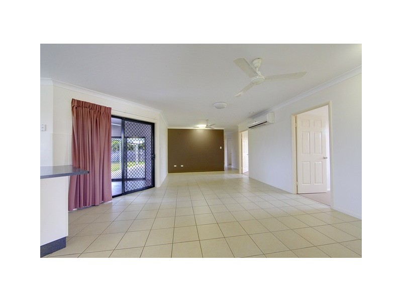 1 Heathcote Court, Deeragun QLD 4818