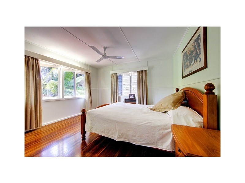 12 Buck Street, Mysterton QLD 4812