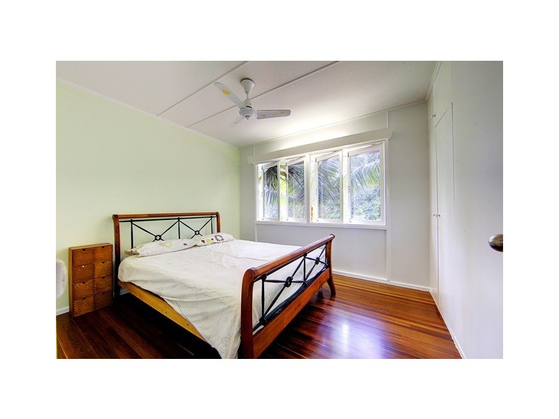 12 Buck Street, Mysterton QLD 4812