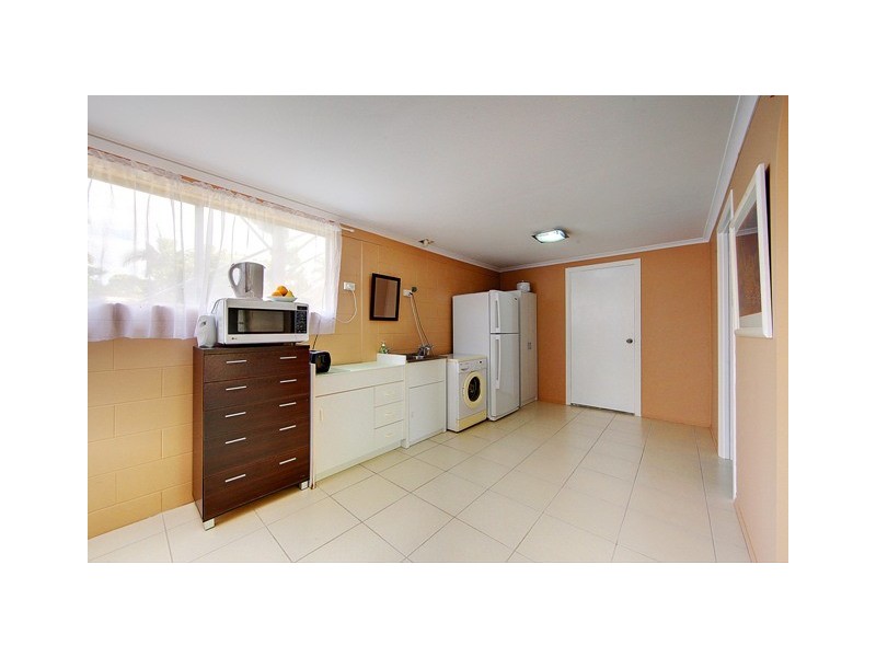 12 Buck Street, Mysterton QLD 4812