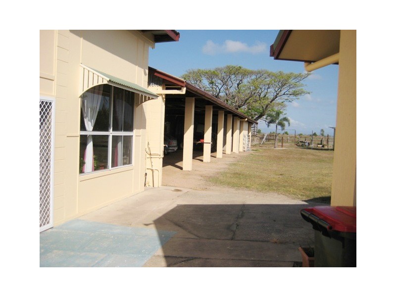 42 Pinnacle Hill Road, Toobanna QLD 4850