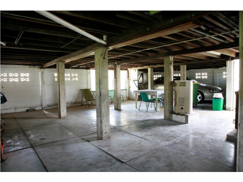 8 Haig Street, Pimlico QLD 4812