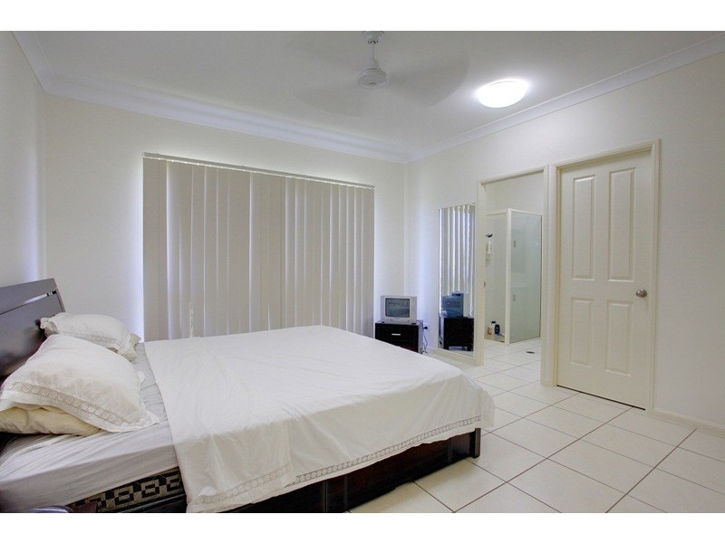 11 Lyrebird Lane, Bohle Plains QLD 4817