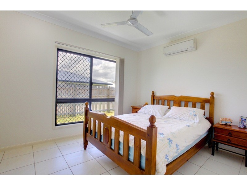 11 Lyrebird Lane, Bohle Plains QLD 4817