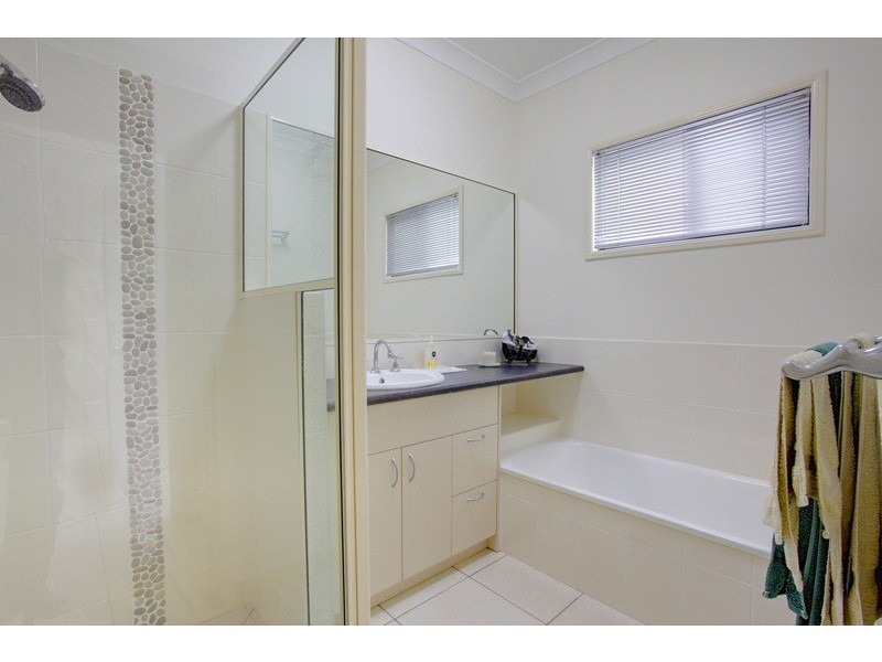 11 Lyrebird Lane, Bohle Plains QLD 4817