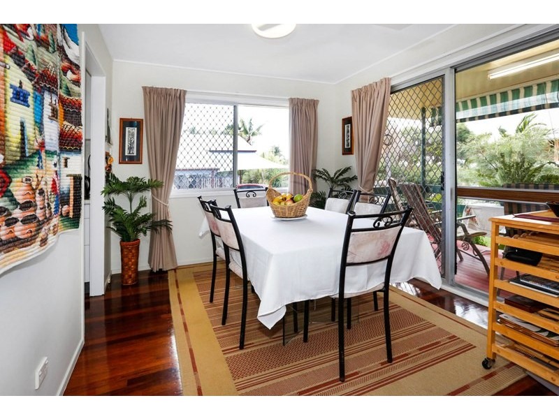 27 Jannila Avenue, Cranbrook QLD 4814