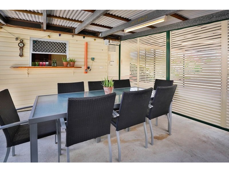 27 Jannila Avenue, Cranbrook QLD 4814