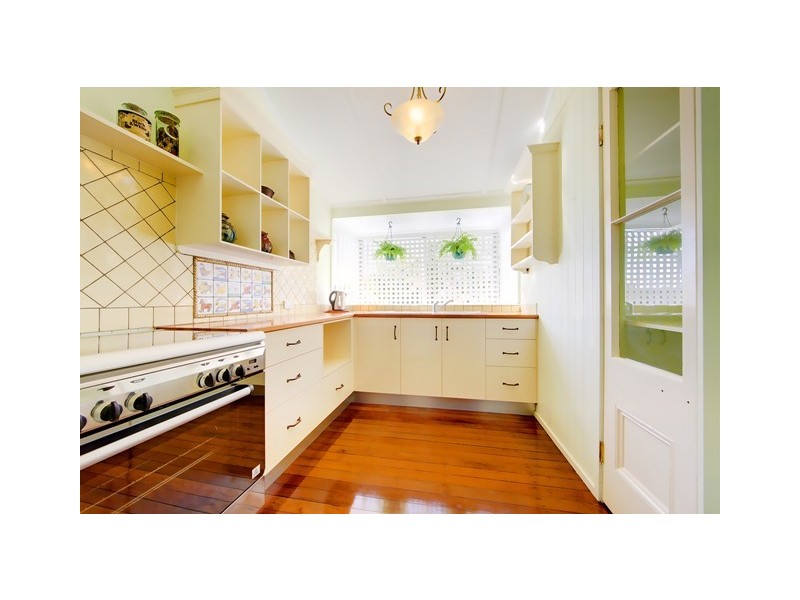 18A Sixth Avenue, South Townsville QLD 4810