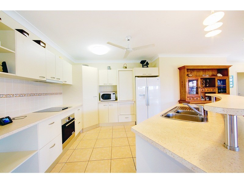 14 Aquamarine Drive, Kirwan QLD 4817
