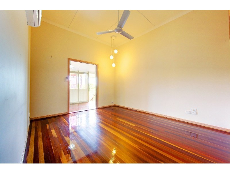 76 Philp Street, Hermit Park QLD 4812