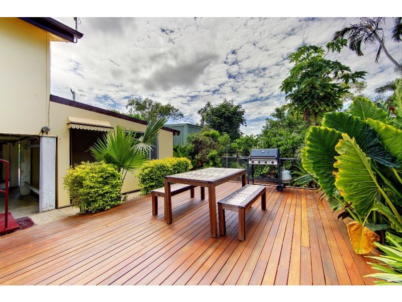 76 Philp Street, Hermit Park QLD 4812