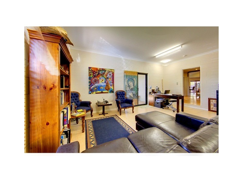 21 Meadowbrook Drive, Aitkenvale QLD 4814