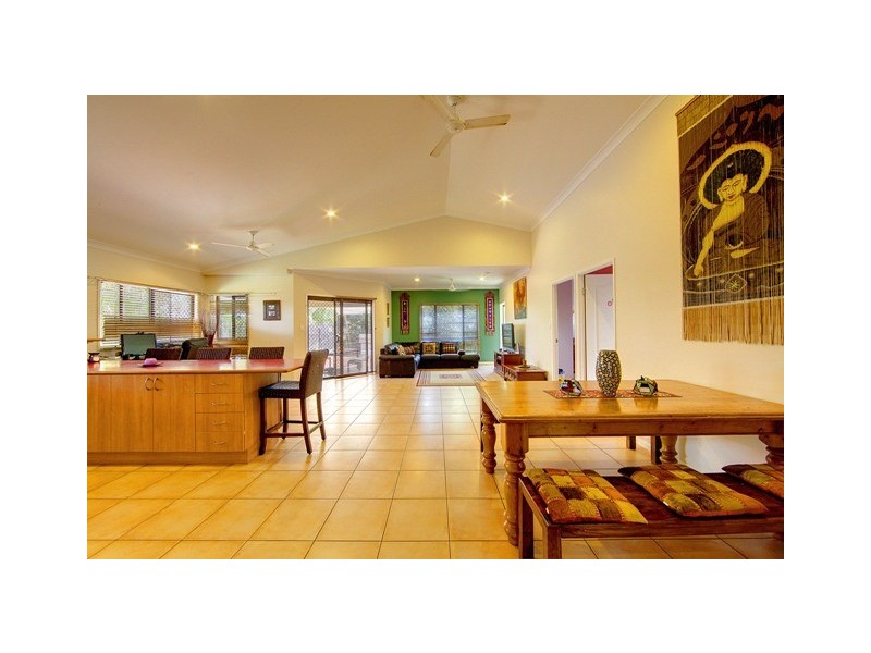 21 Meadowbrook Drive, Aitkenvale QLD 4814