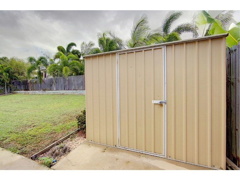 32 Monaro Circuit, Mount Louisa QLD 4814