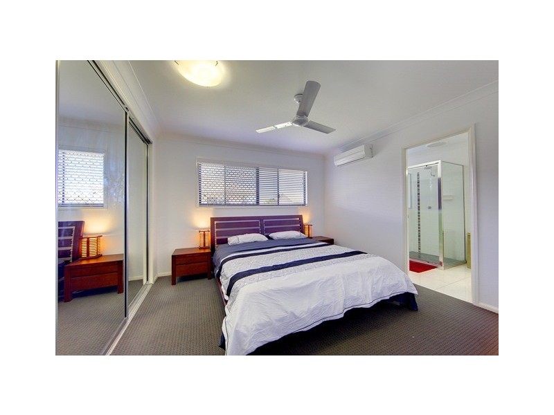 21 Ningaloo Crescent, Burdell QLD 4818