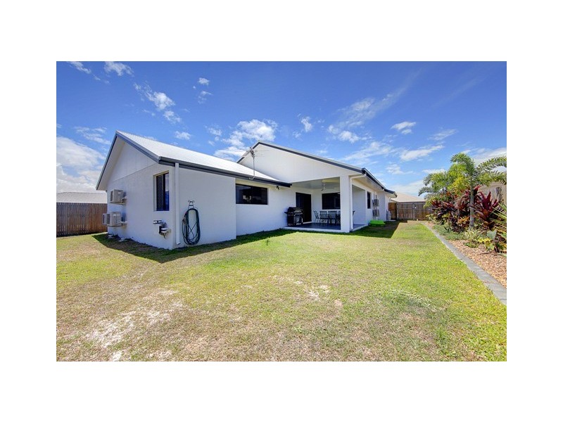 21 Ningaloo Crescent, Burdell QLD 4818