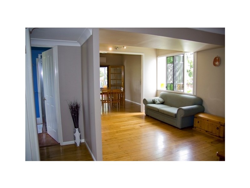 5 Silky Oak Street, Kirwan QLD 4817