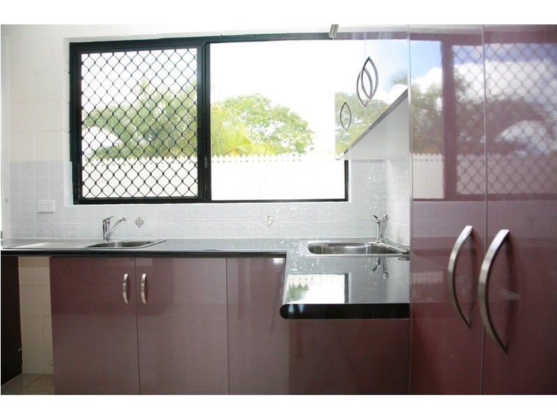 1/10 Boyes Court, Heatley QLD 4814