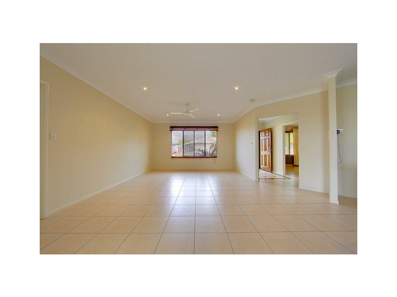 7 St Albans Road, Mount Louisa QLD 4814