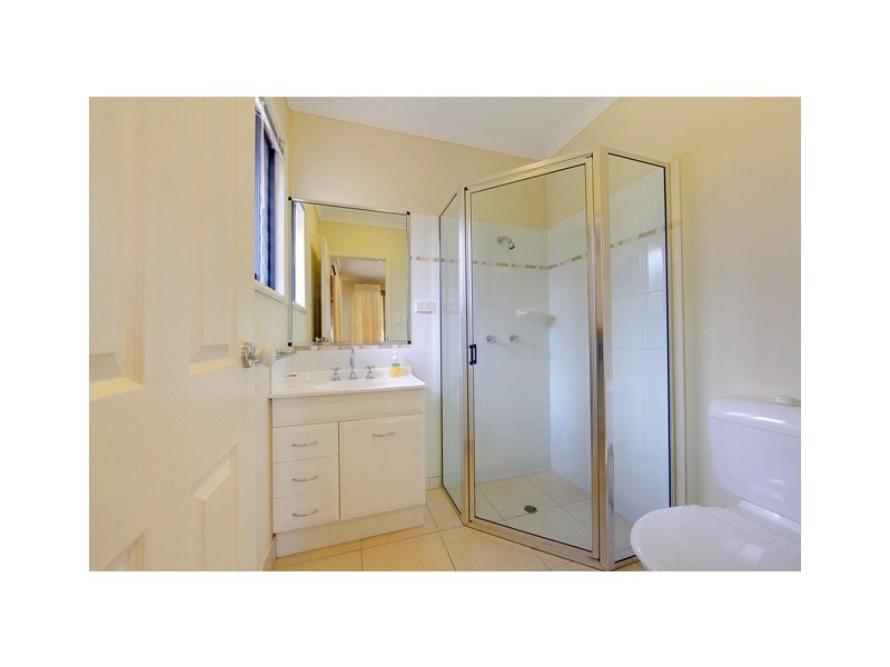 7 St Albans Road, Mount Louisa QLD 4814