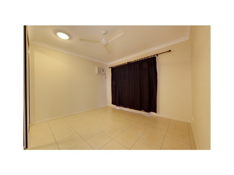 7 St Albans Road, Mount Louisa QLD 4814