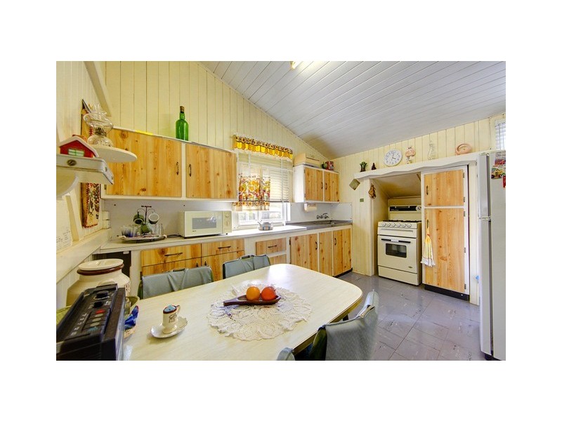 38 Carmody Street, Hermit Park QLD 4812