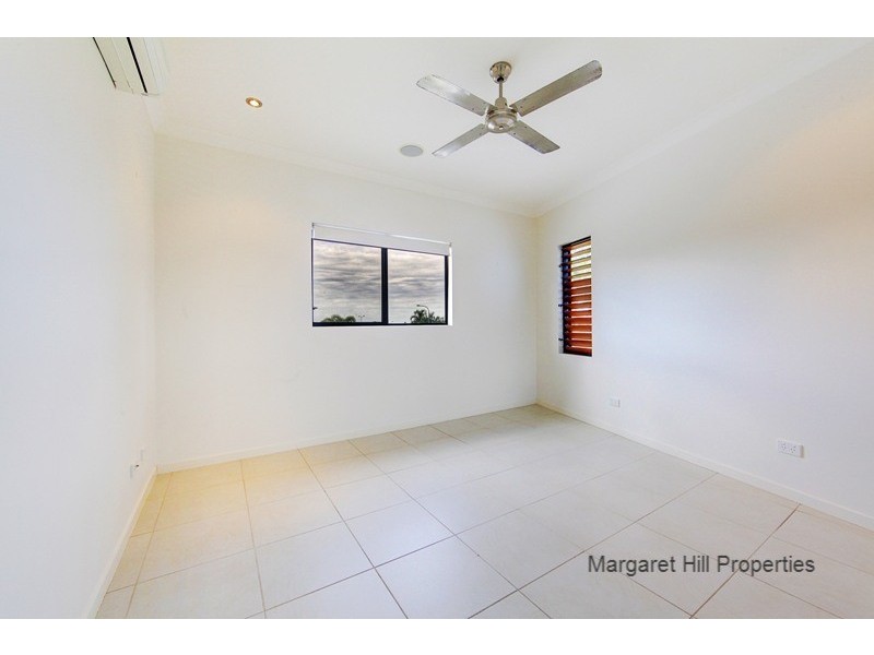 9 Springbrook Parade, Idalia QLD 4811