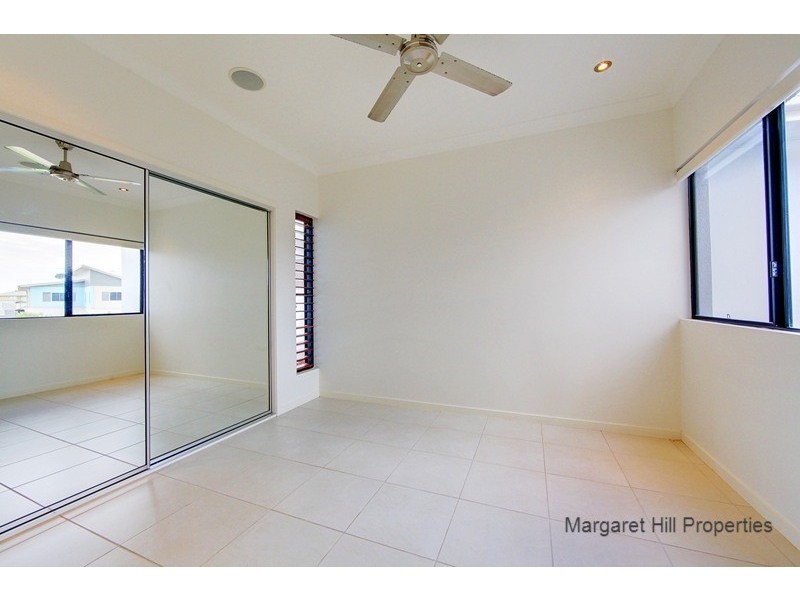 9 Springbrook Parade, Idalia QLD 4811