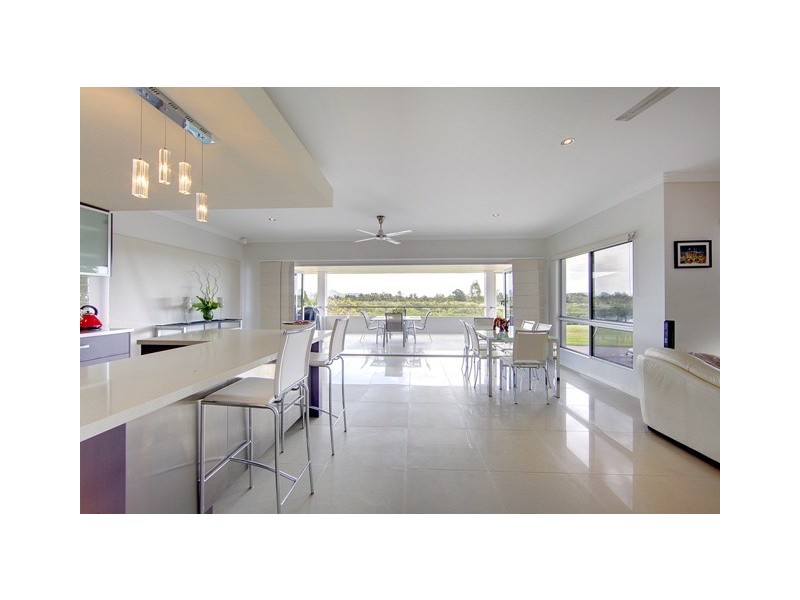 55 River Boulevard, Idalia QLD 4811