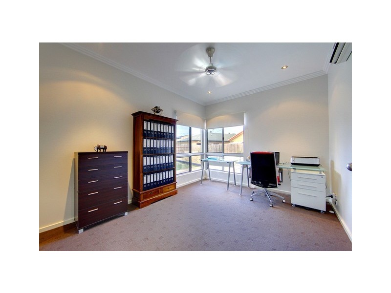 55 River Boulevard, Idalia QLD 4811