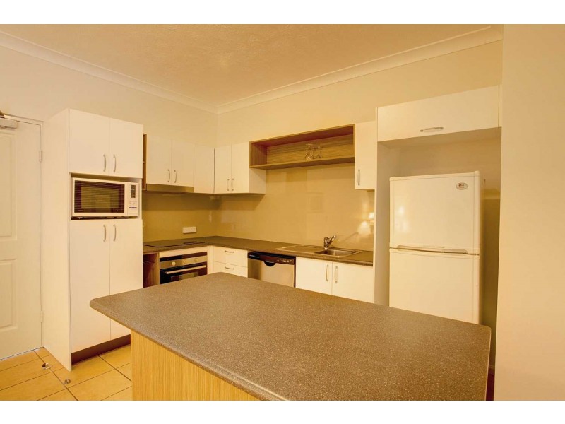 3/59 The Strand, North Ward QLD 4810