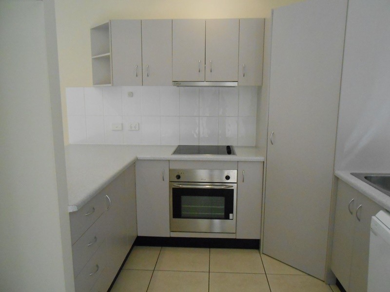 3/33 Gladstone Street, Pimlico QLD 4812