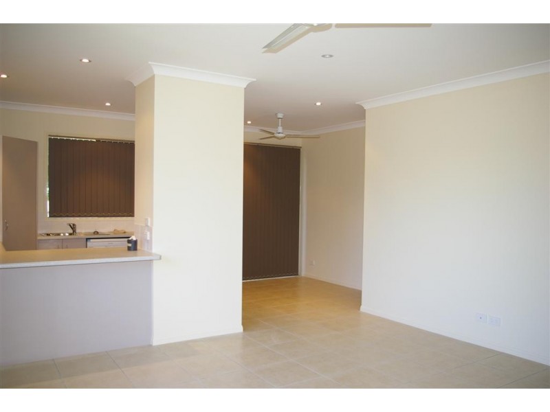 3/33 Gladstone Street, Pimlico QLD 4812