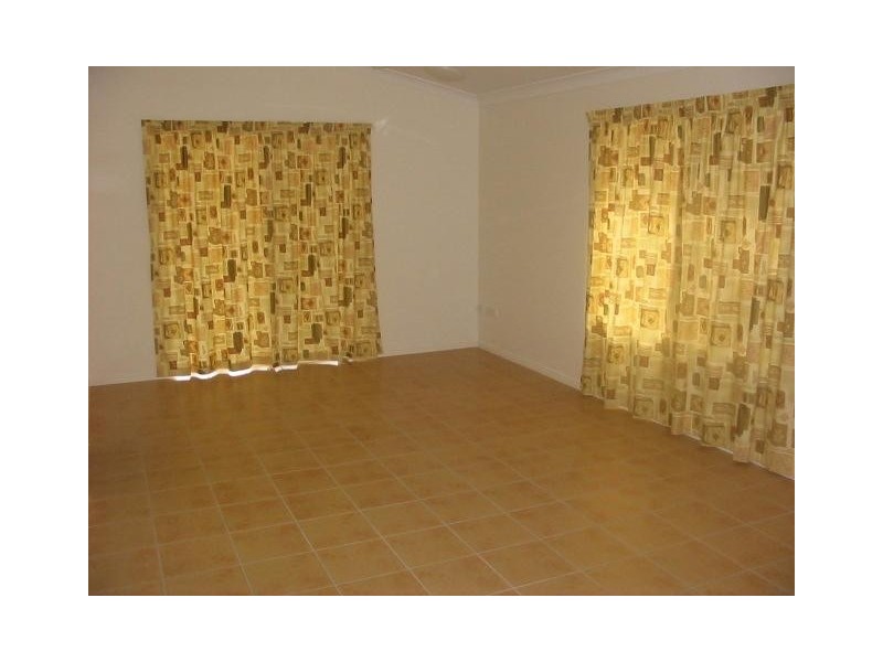 4 Goshawk Street, Douglas QLD 4814