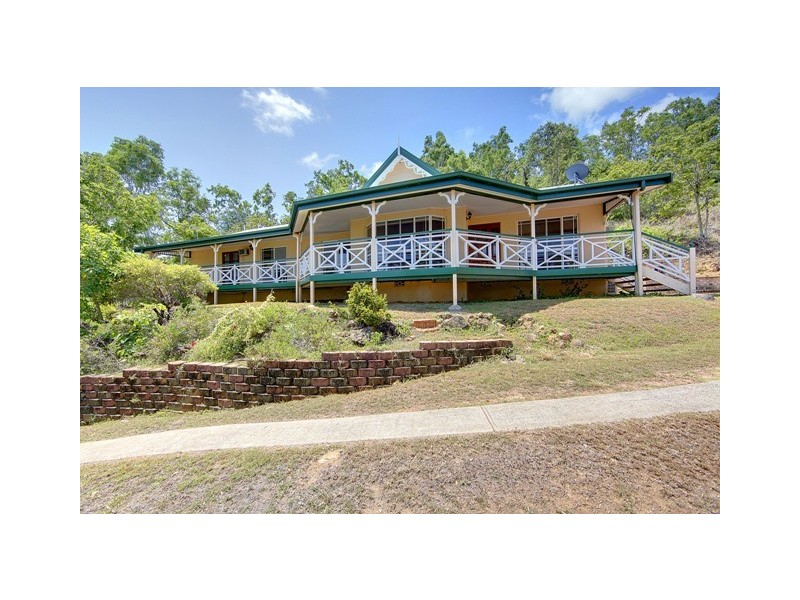 2 Sandalwood Court, Mount Louisa QLD 4814