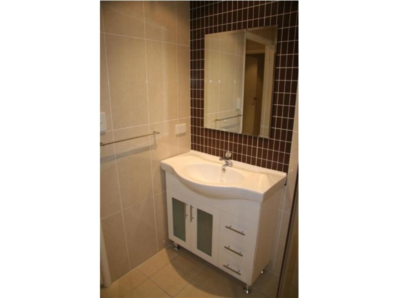 3/27 Harold Street, West End QLD 4810